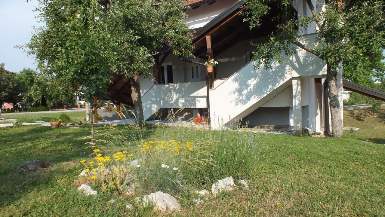 Guest House Ema Grabovac  Zewnętrze zdjęcie